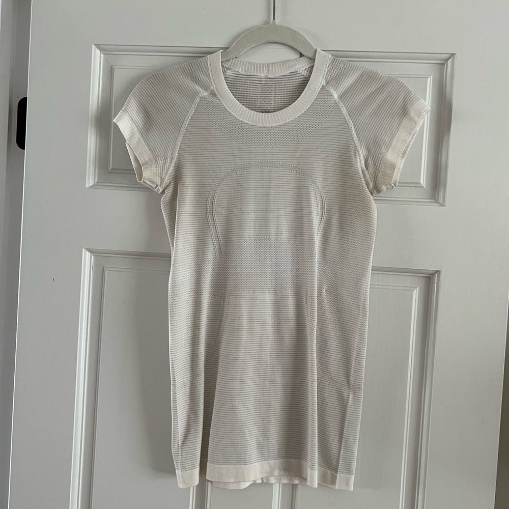 Lululemon white swiftly tech short sleeve top